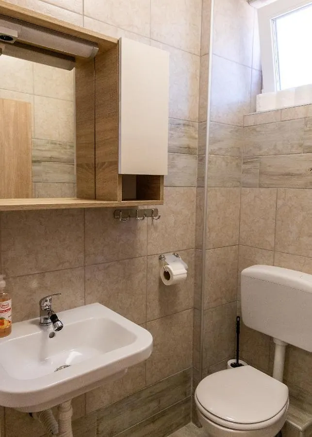 דירה פורץ Apartmani Pranjic קרואטיה