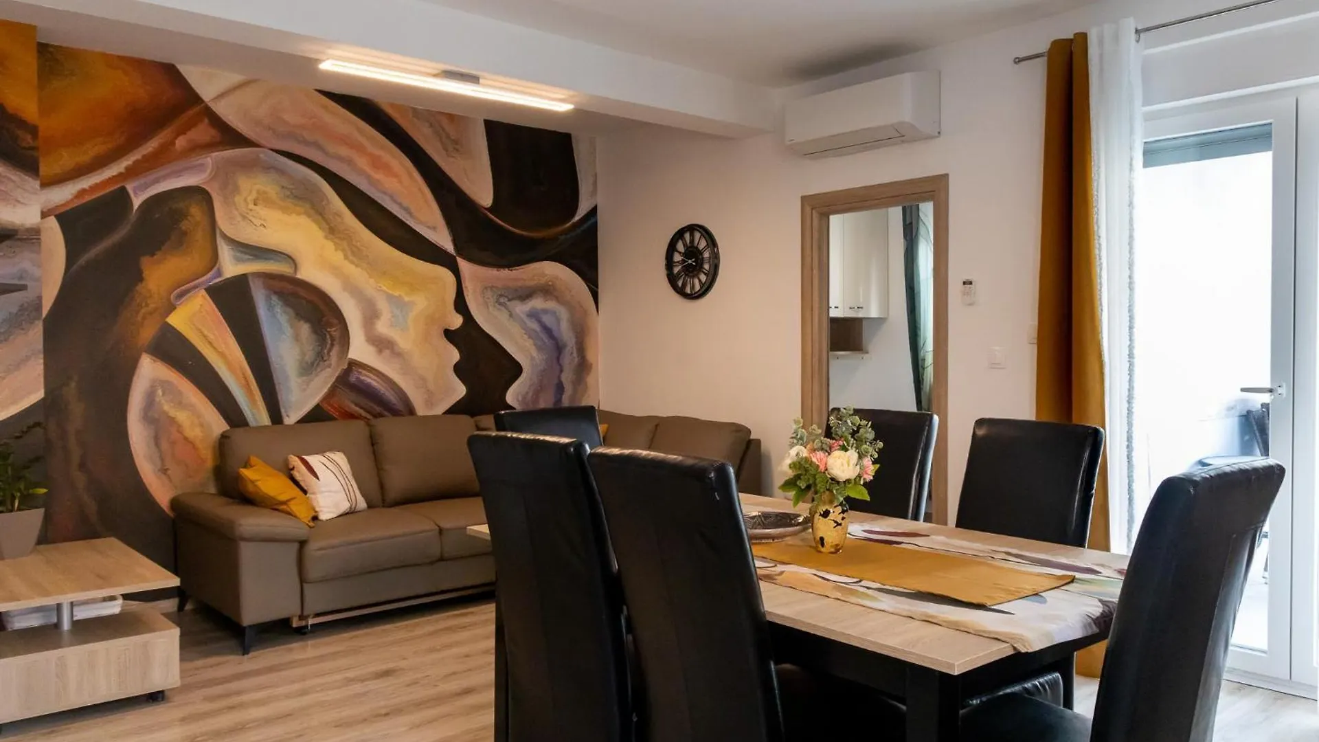 פורץ Apartmani Pranjic